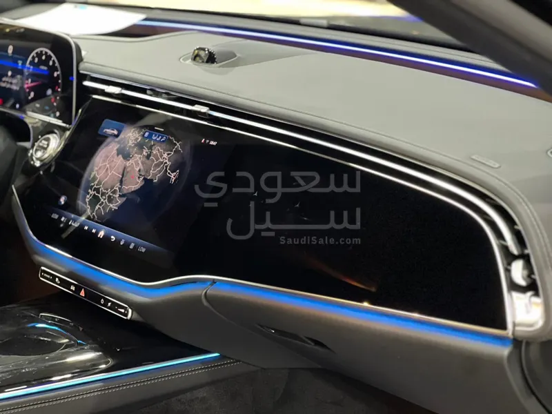 2025 مرسيدس - بنز إي 300