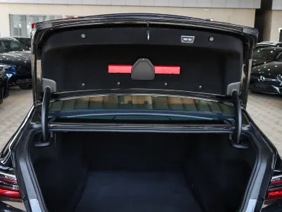 2021 بي ام دبليو الفئة السابعة 730 إل أي