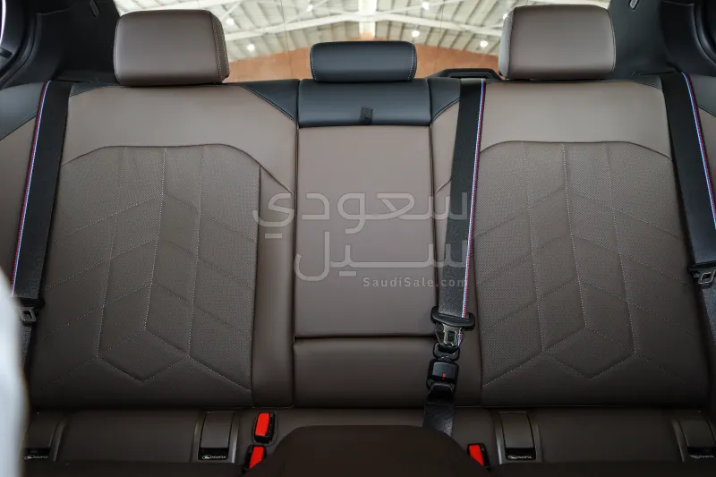 2026 بي ام دبليو الفئة الخامسة 520 أي