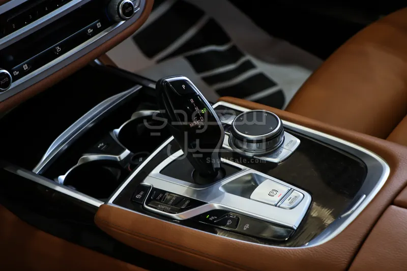2022 BMW 7 Series 730Li