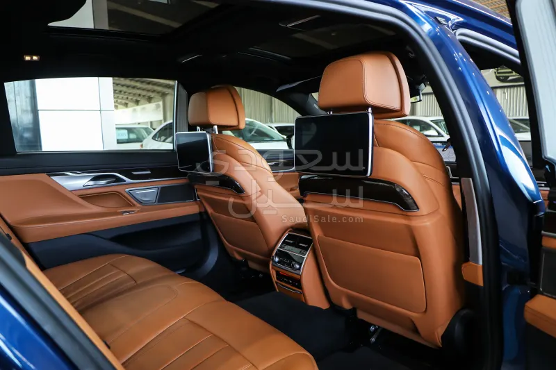 2022 BMW 7 Series 730Li