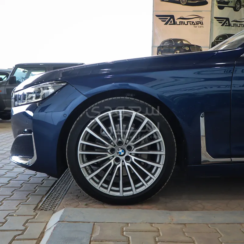 2022 BMW 7 Series 730Li