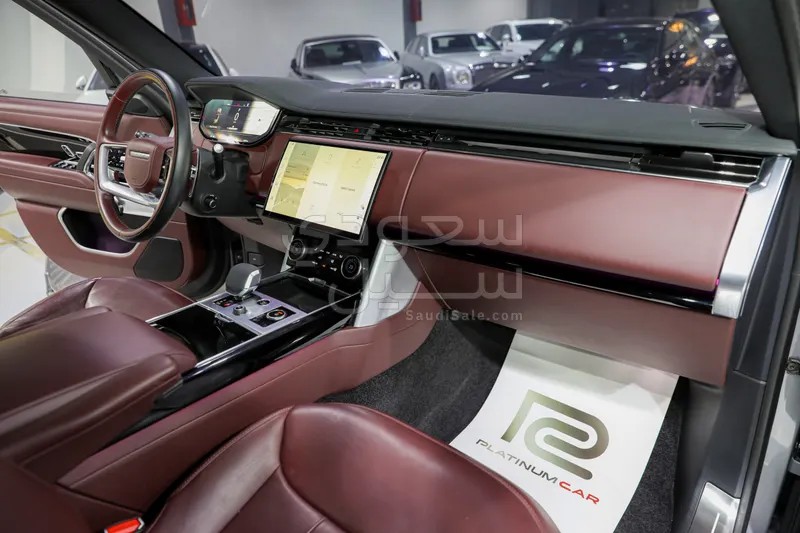 2023 Land Rover Range Rover HSE