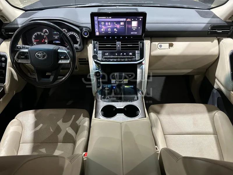 2023 Toyota Land Cruiser GXR