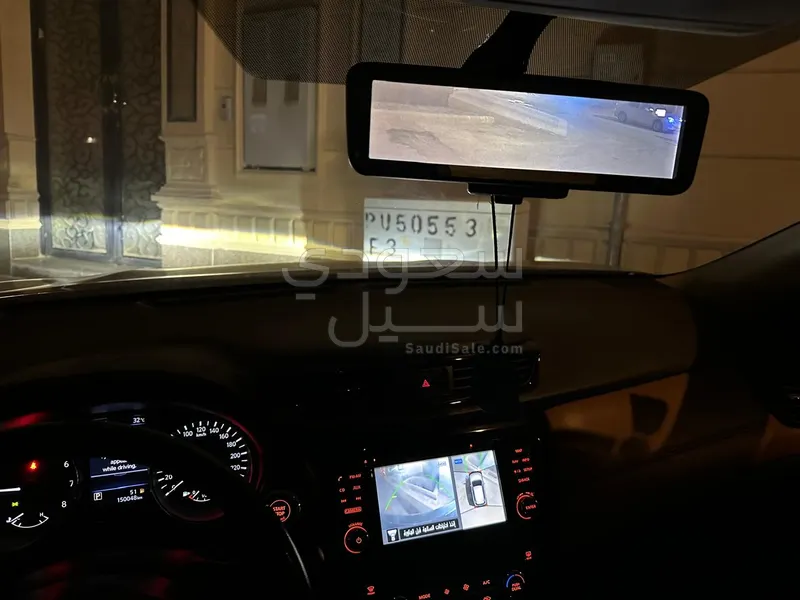 2020 نيسان اكس - ترايل