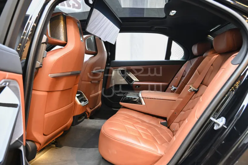 2023 BMW 7 Series 735i