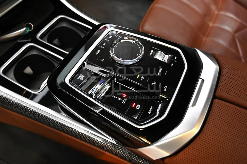 2023 BMW 7 Series 735i
