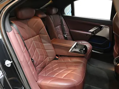 2023 BMW 7 Series 735i