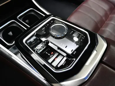 2023 BMW 7 Series 735i