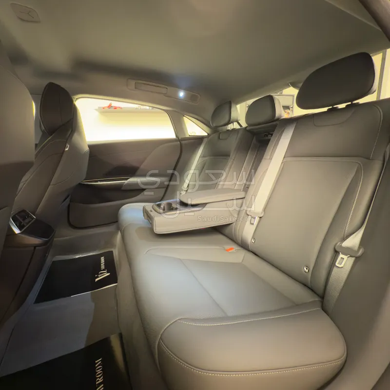 2025 Lucid Air Pure