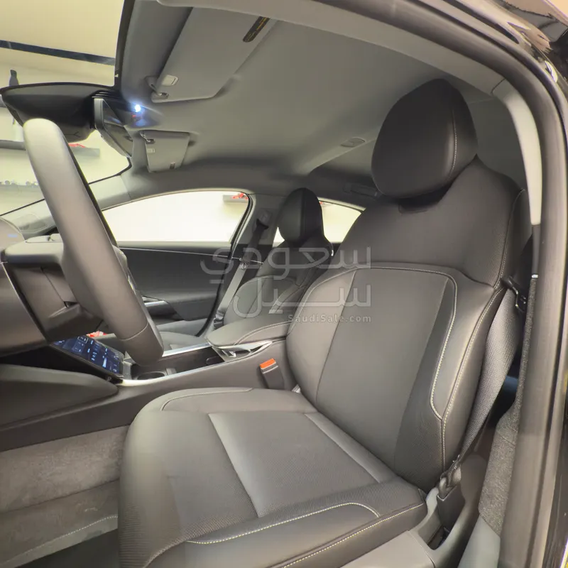 2025 Lucid Air Pure