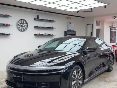 2025 Lucid Air Pure