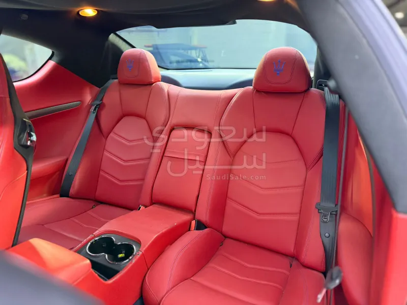 2015 Maserati GranTurismo S