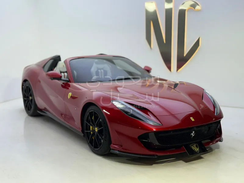2023 Ferrari 812 GTS