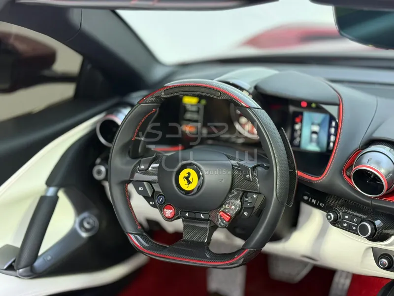 2023 Ferrari 812 GTS