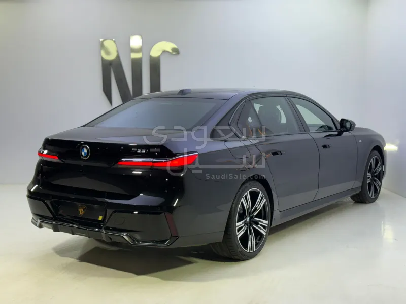 2026 BMW 7 Series 735i