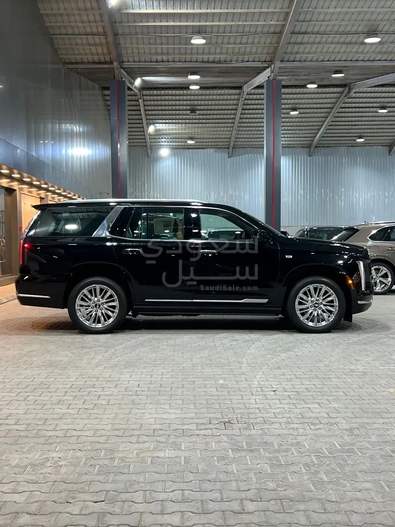 2025 Cadillac Escalade Sport