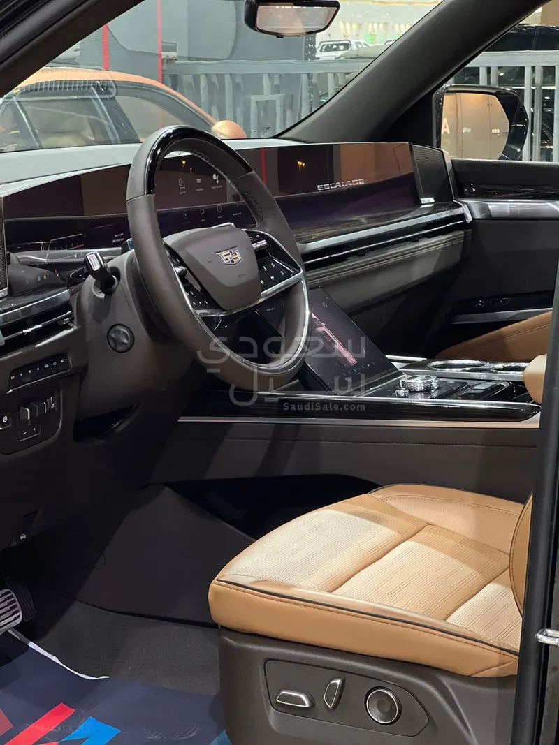 2025 Cadillac Escalade Sport