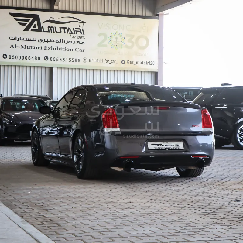 2016 Dodge Charger SRT