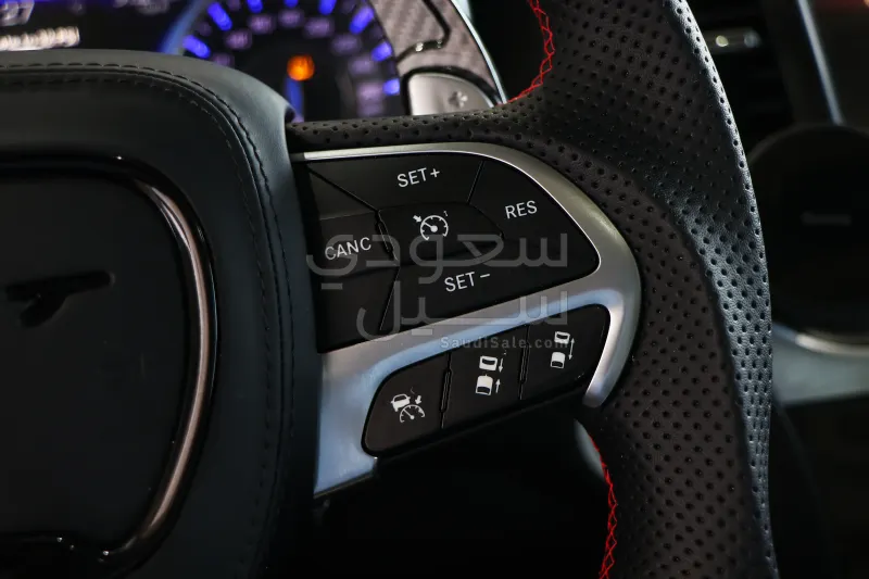 2016 Dodge Charger SRT