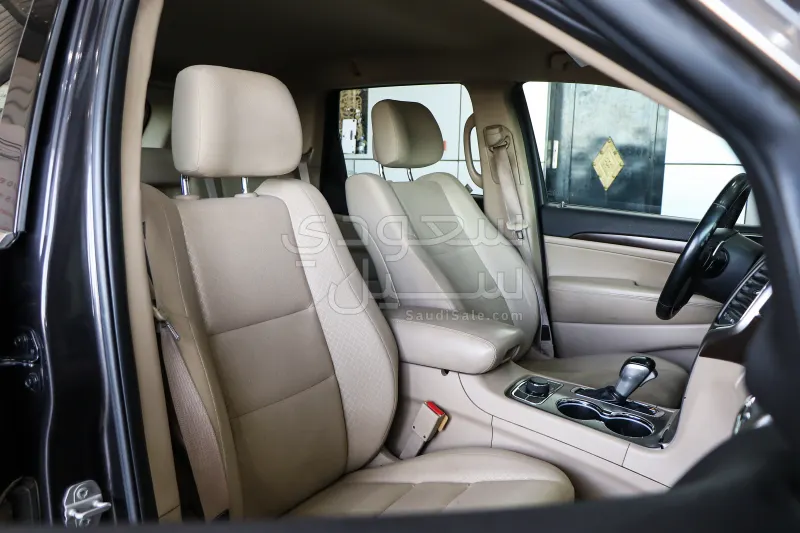 2018 Jeep Grand Cherokee Laredo