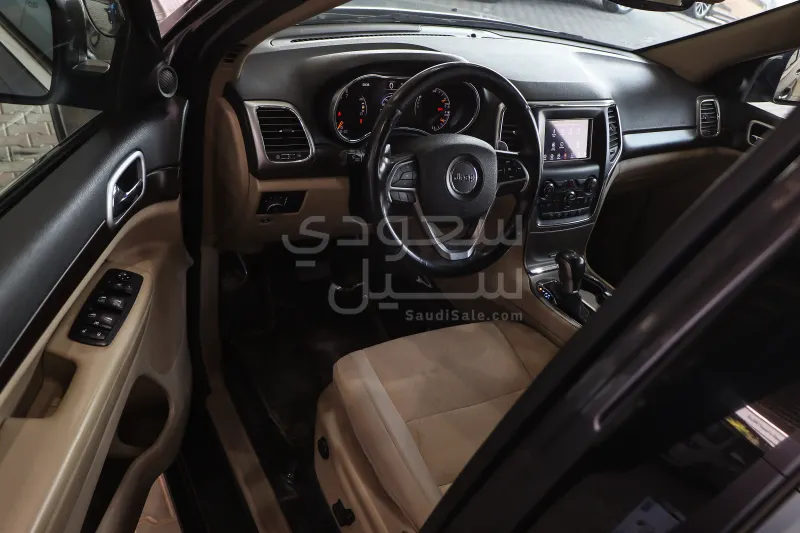 2018 Jeep Grand Cherokee Laredo