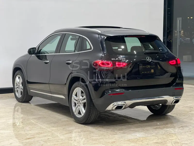 2021 Mercedes-Benz GLA 200