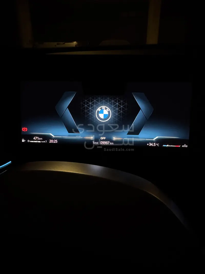 2025 بي ام دبليو الفئة اكس 1