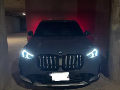 2025 بي ام دبليو الفئة اكس 1