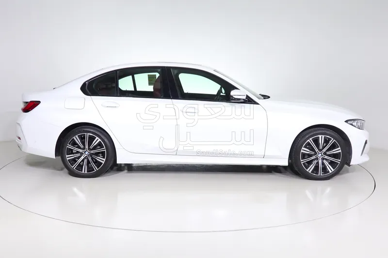 2024 BMW 3 Series 320i