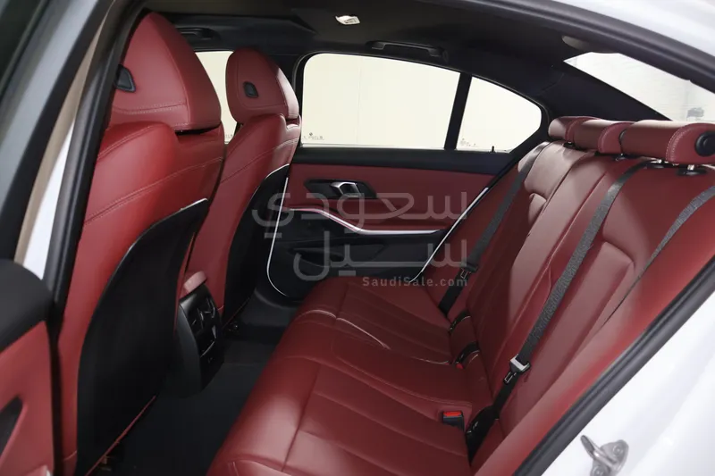 2024 BMW 3 Series 320i