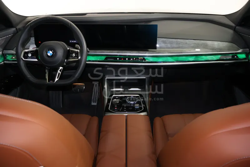 2025 BMW 7 Series 735i