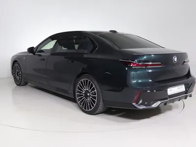 2025 BMW 7 Series 735i