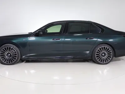 2025 BMW 7 Series 735i