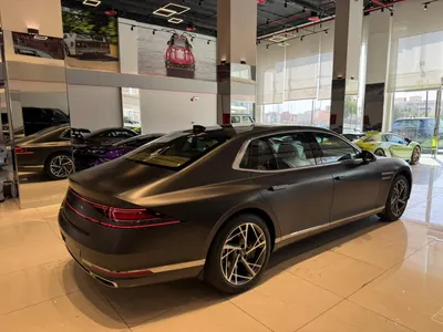 2025 Genesis G 90