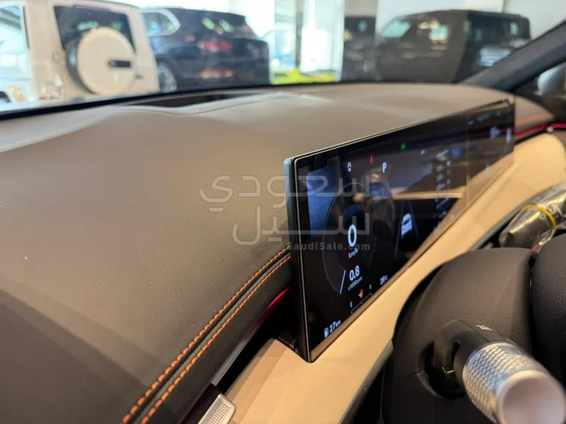 2025 Genesis GV 70