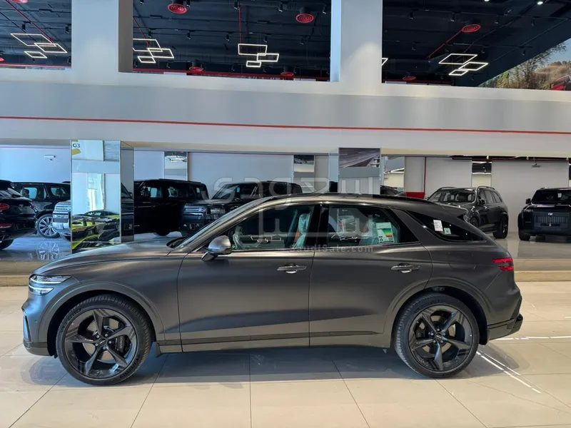 2025 Genesis GV 70