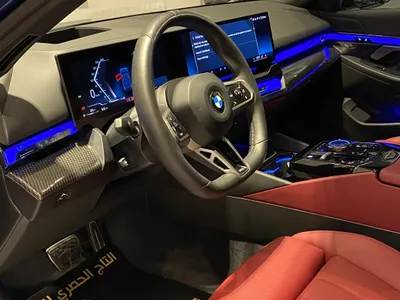 2025 بي ام دبليو الفئة الخامسة 520 أي إم كت