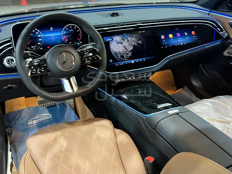 2025 Mercedes-Benz E 300