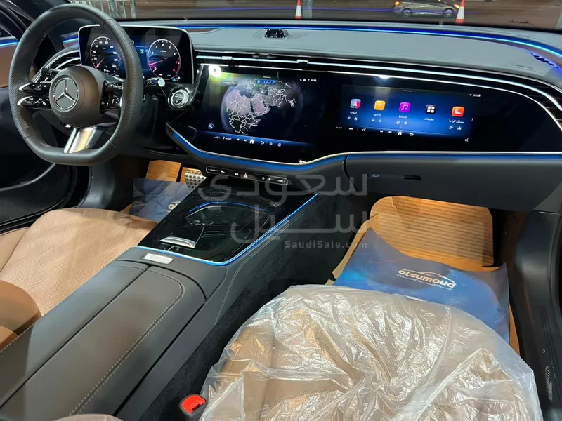 2025 Mercedes-Benz E 300