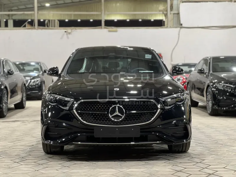 2025 Mercedes-Benz E 300
