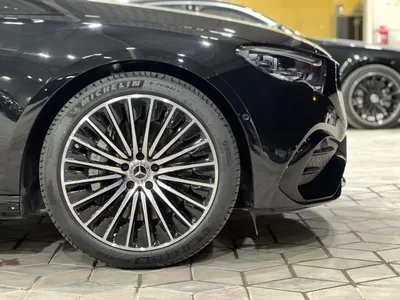 2025 Mercedes-Benz E 300