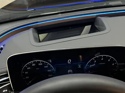 2025 Mercedes-Benz E 300