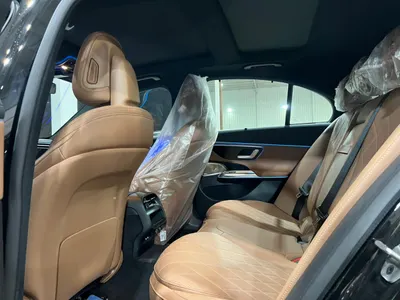 2025 Mercedes-Benz E 300