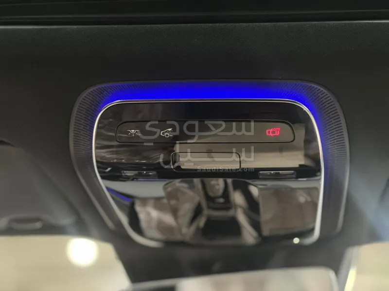 2025 Mercedes-Benz E 200