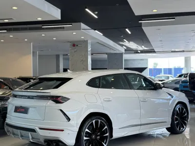 2020 لمبرجيني اوروس