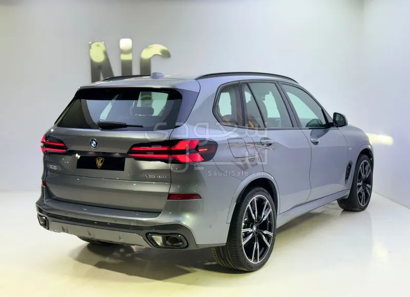 2026 BMW X Series 5