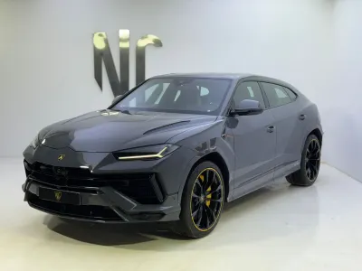 2023 Lamborghini URUS