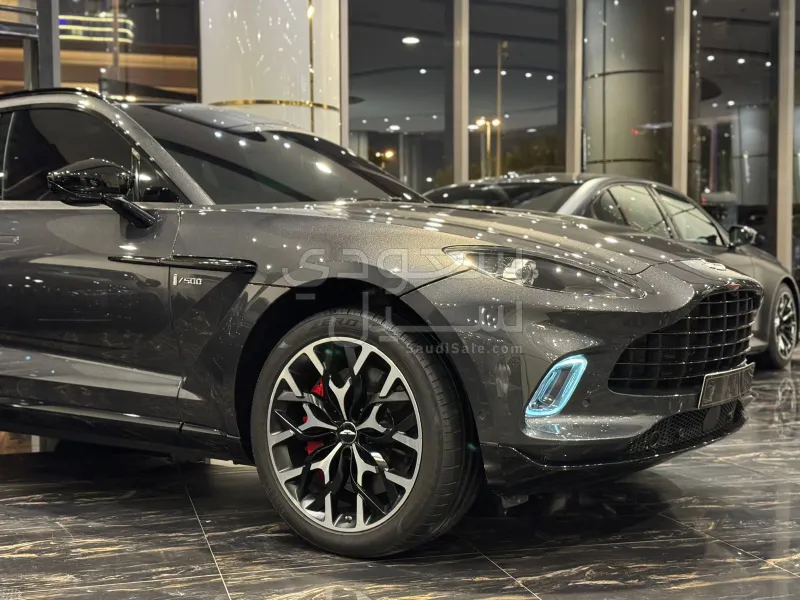 2021 Aston Martin DB X