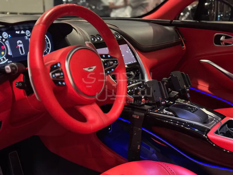 2021 Aston Martin DB X